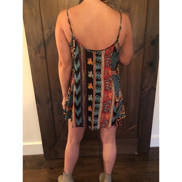 Fun patterned tank - Picture 3 of 3